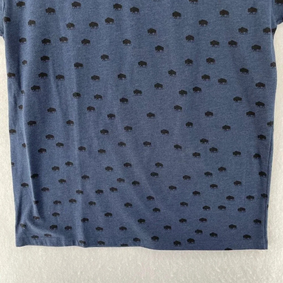 Eddie Bauer T Shirt Mens M Blue Black Animal Print Crew Neck Short Sleeve - Picture 7 of 9